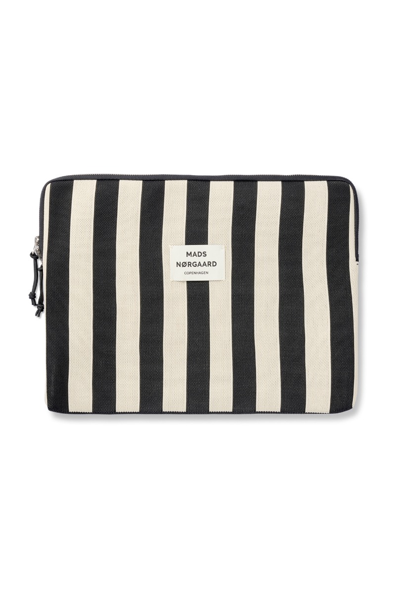 Mads Nørgaard Computercover Knit Stripe Computer Sleeve Small Black