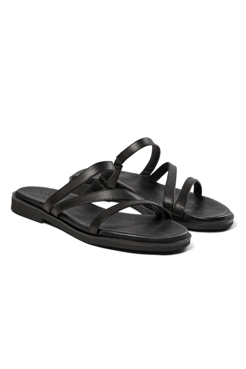 Pavement Sandaler Larna Black