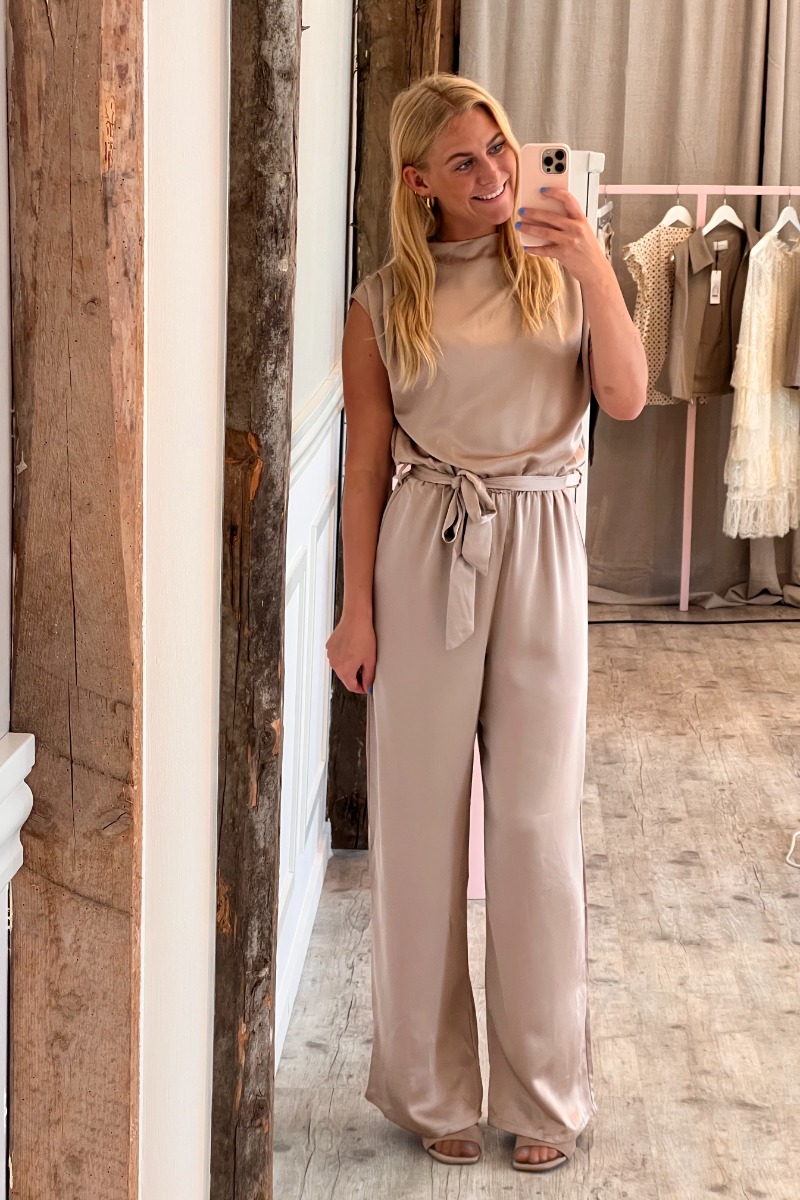 Sisters Point Jumpsuit Guto-ju4 Champagne