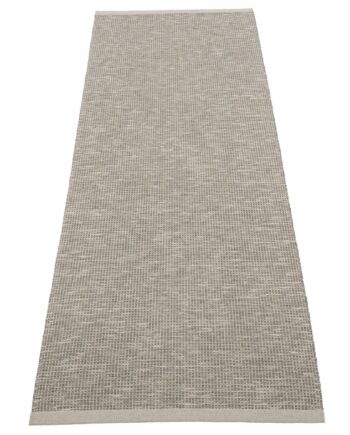 Pappelina Sam Gulvtæppe 225x70 Cm  Warm Grey Charcoal