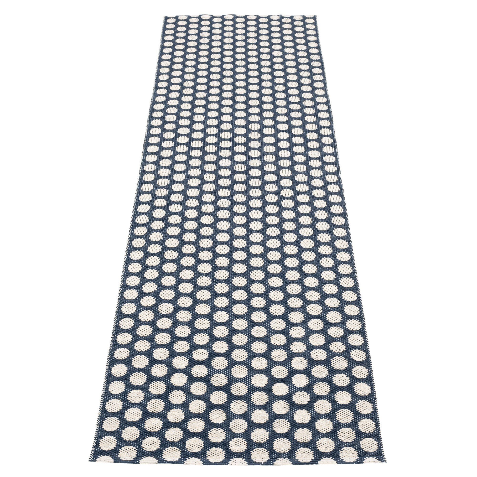 Pappelina Noa Gulvtæppe 70 Cm 250 Cm Dark Blue Vanilla